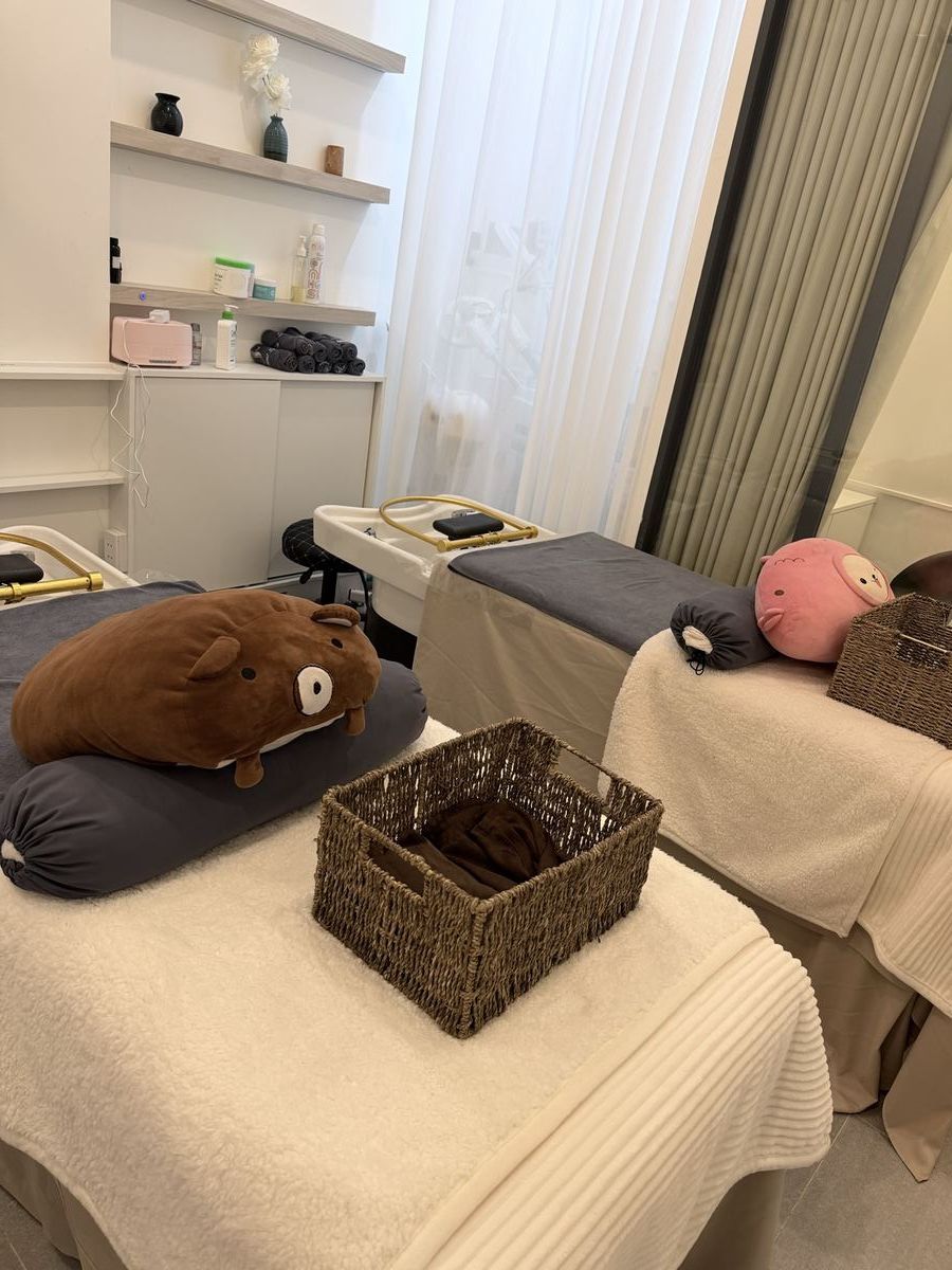 Reborn Nails & Retreat salon Da Nang · interior